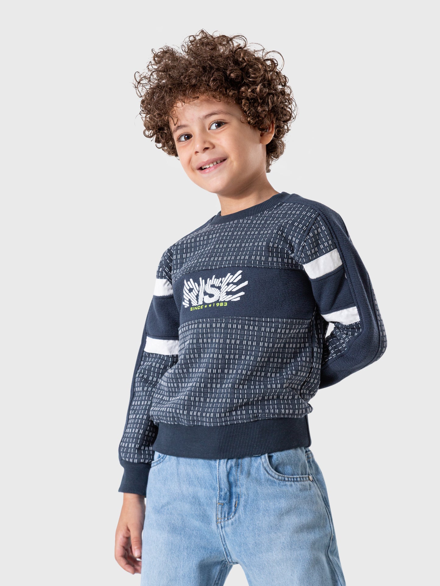 سويت شيرت ولادي